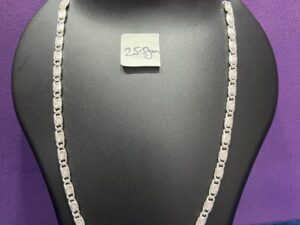 men stylish silver chains